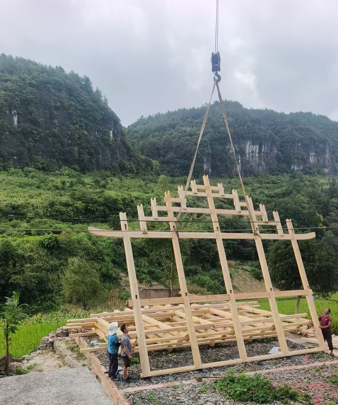 福州市汽车吊出租公司怎么保证发动机散热问题